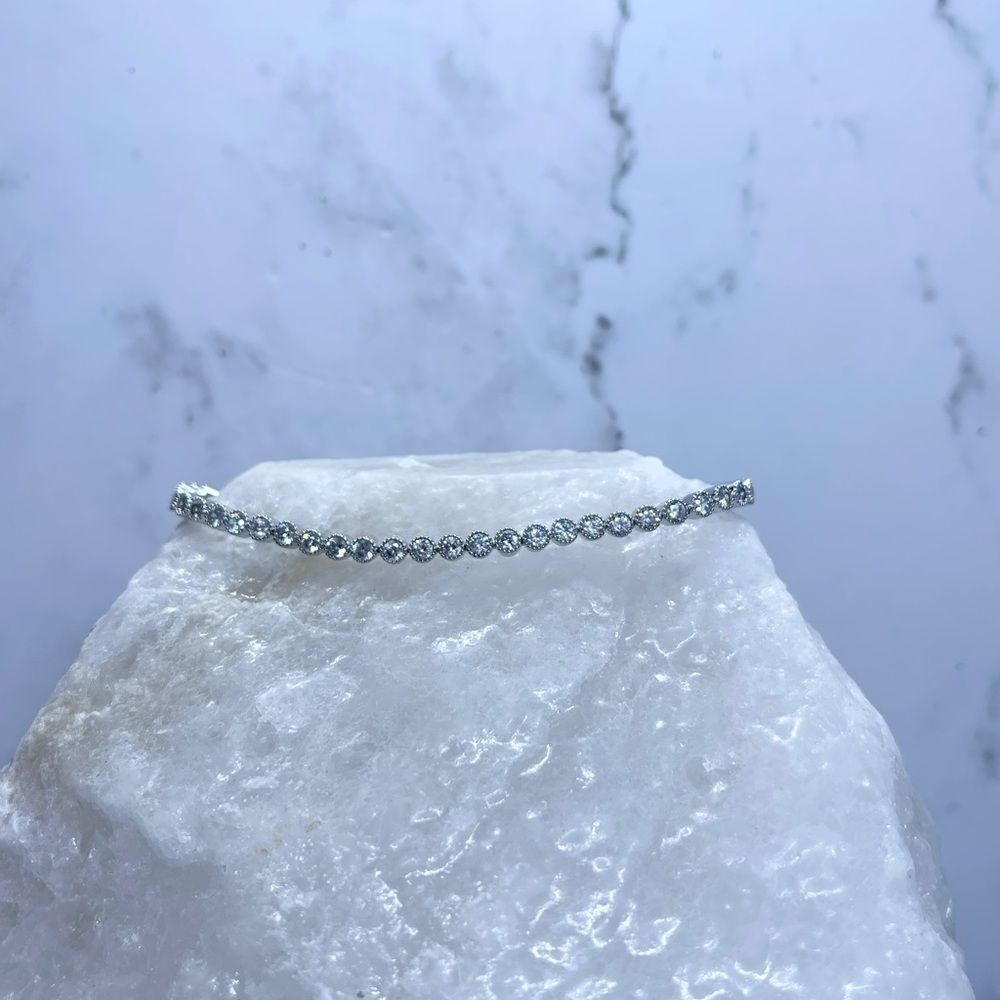 Bangle bracelet adjustable straps - Picture 10 of 11